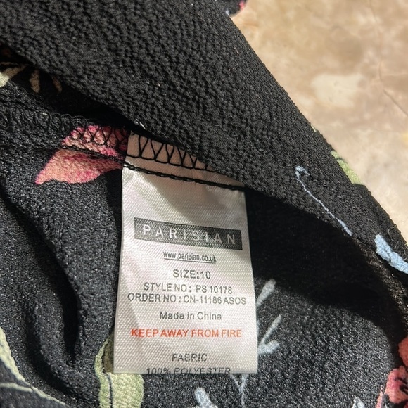 Parisian romper size 6 .black,floral multicolor long sleeve,  faux wrap,surplice - Picture 12 of 15